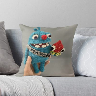 Bugsnax, Cute, Bugsnax Game, Strabby, Bunger, Bugsnax Character, Game, Bugsnax Strabby Throw Pillow Official Bugsnax Merch